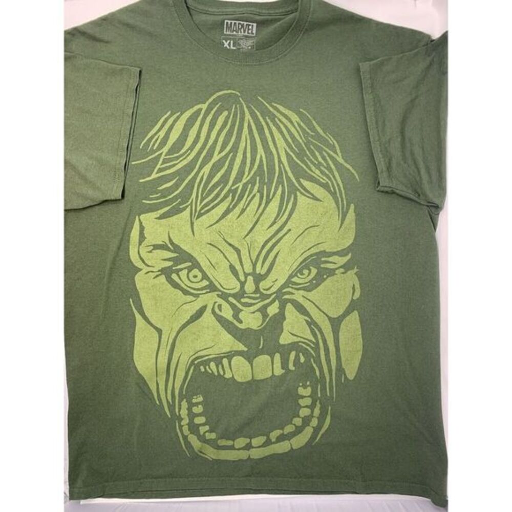 MARVEL COMICS Lootwear Incredible Hulk Limited Edition Men's 'T' Shirt Size XL